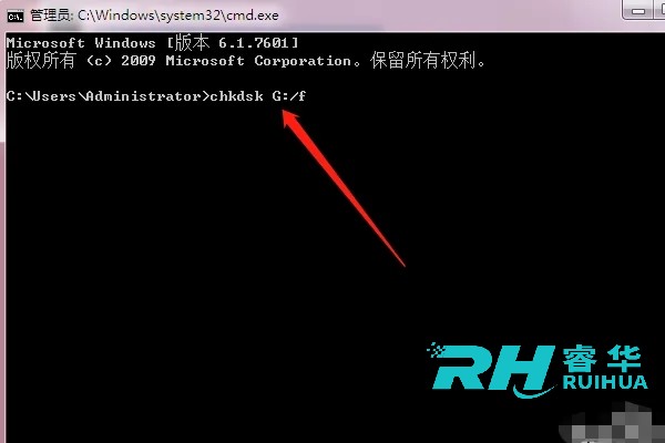 在用U盘复制信息时错误0x800701B1指定不存在设备怎么解决？